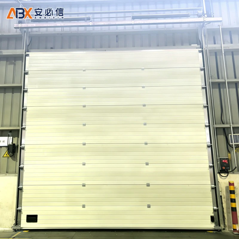 珠海保温滑升门